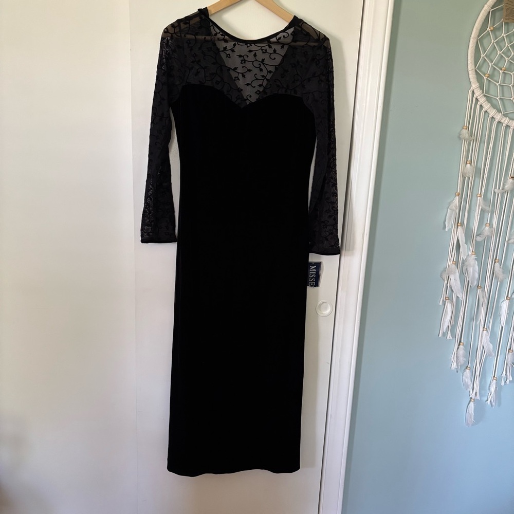 Elegant Vintage Black Velvet Lace Evening Dress